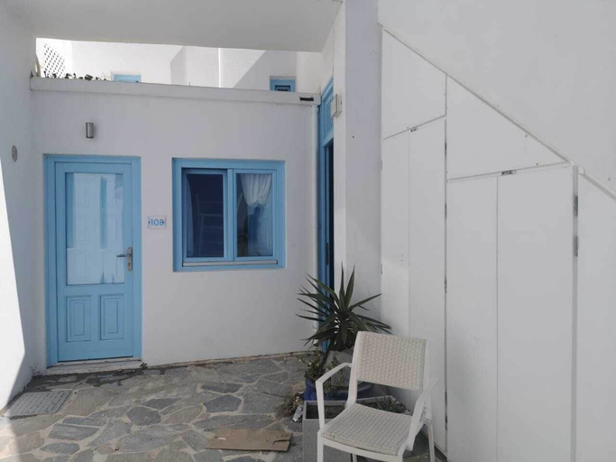 Exterior detail, Santorini Theasis Suites, South Aegean
