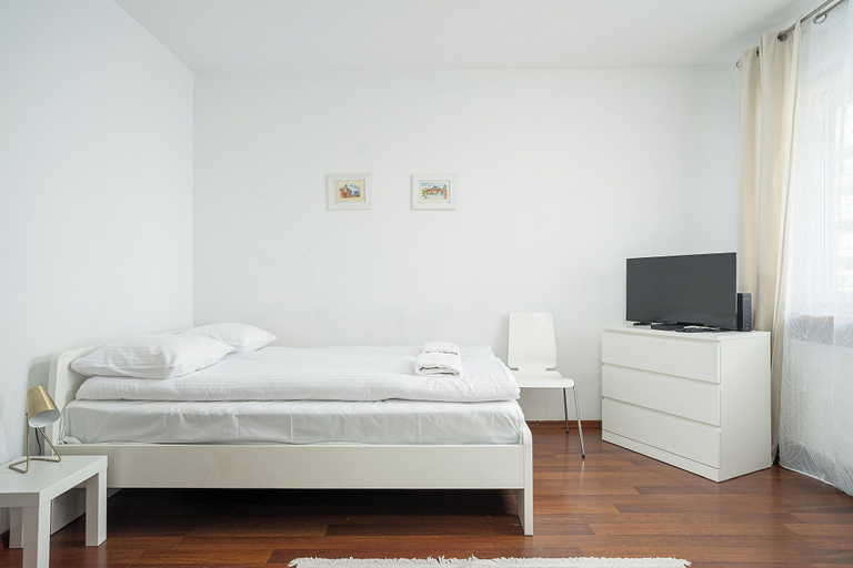 Room 4, RentPlanet - Apartament Szajnowicza, Warsaw