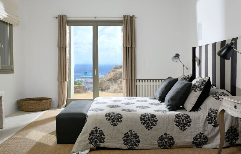 Room 4, Etoile in Tourlos With 7 Bedrooms and 9 Bathrooms, South Aegean