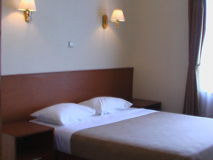 Bedroom 2, Puri Bernadi Guest House, Bandung