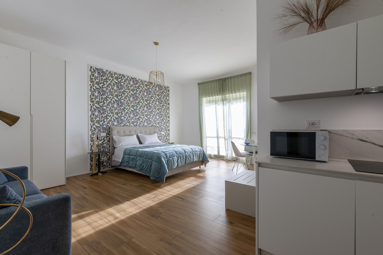 Bedroom 3, Casa Mare Beachfront Luxury Suites, Salerno