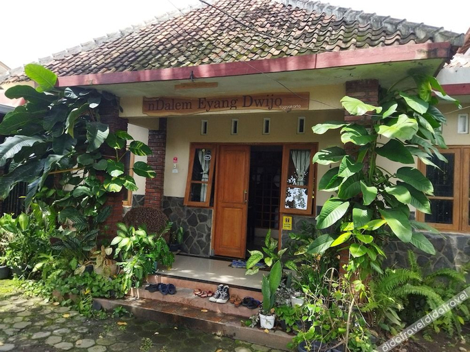 ๏ฟฝ๏ฟฝ๏ฟฝๅญ, NDalem Eyang Dwijo, Yogyakarta
