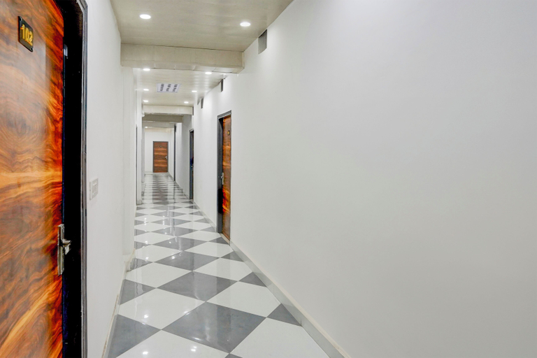 Public Area 3, Hotel Downtown by Quadis - Sector 15 Noida, Gautam Buddha Nagar
