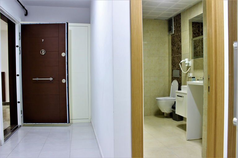 Bathroom 5, Quars Suite, Esenyurt