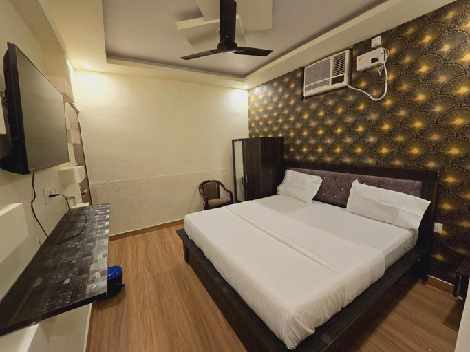 Room 3, Hotel Marina, Meerut