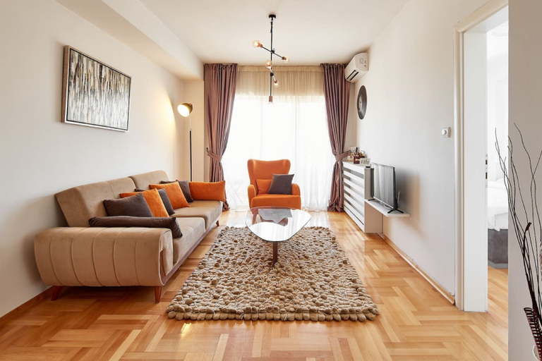 Others 5, Smart Apartments