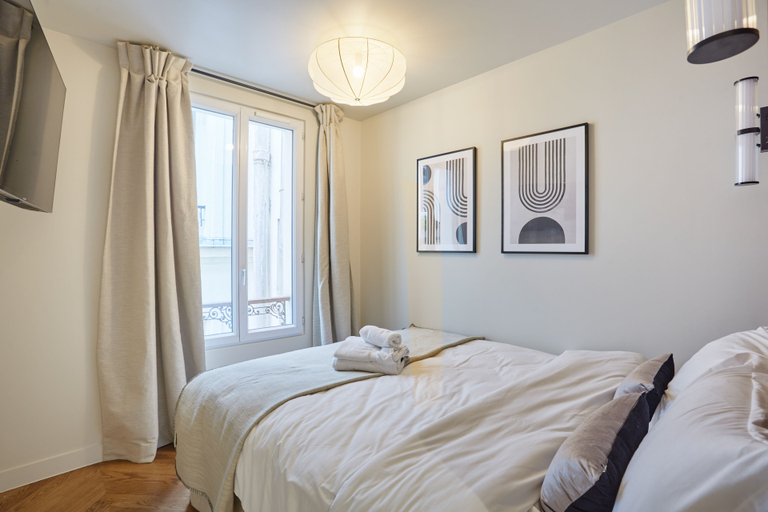 Bedroom 3, Apart Hotel Centre de Paris by Studio prestige, Paris