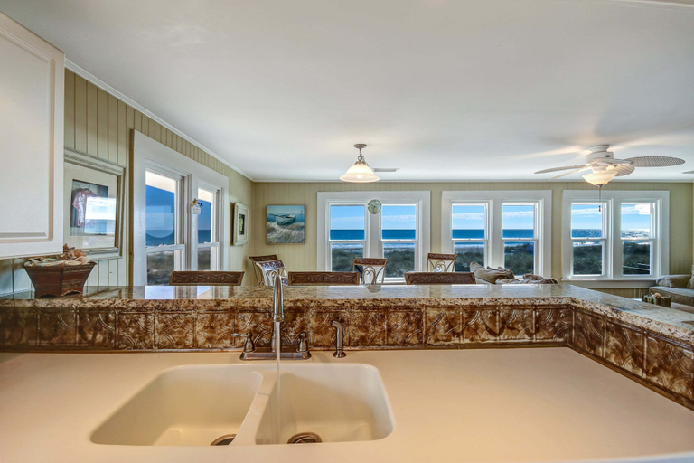 Interior 2, 623 Ocean Ave, Nassau