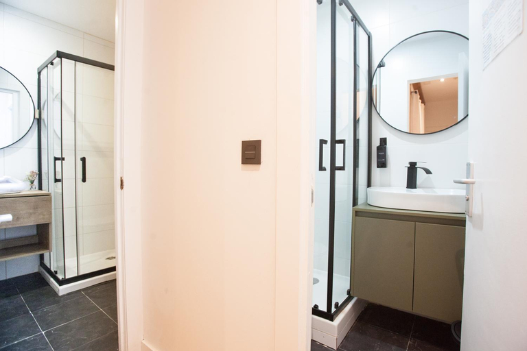 Bathroom 3, Kaixo Rooms, Guipúzcoa