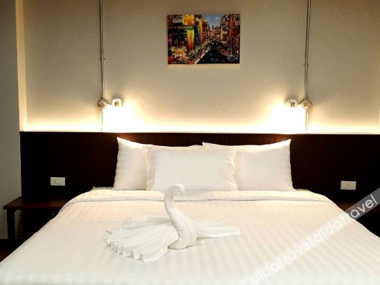 Others 5, Room2u, Hat Yai