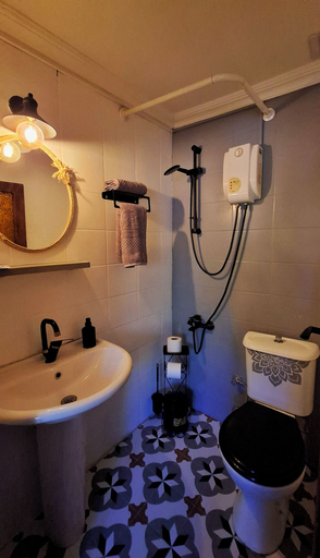 Bathroom 2, Chez Beliz Konuk Evi, Ayvalık