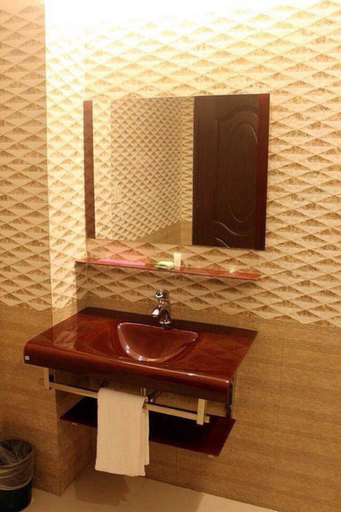 Bathroom 4, British Hotel Lahore, Lahore