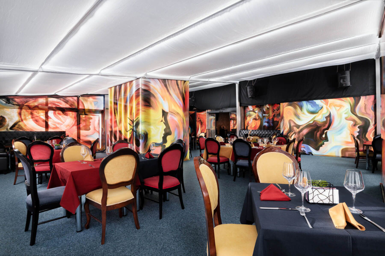 Food & Drinks 5, Hotel Art Magus, Stolichna