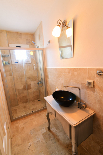 Bathroom 5, Zübeyde Hanım Alaçatı, Çeşme