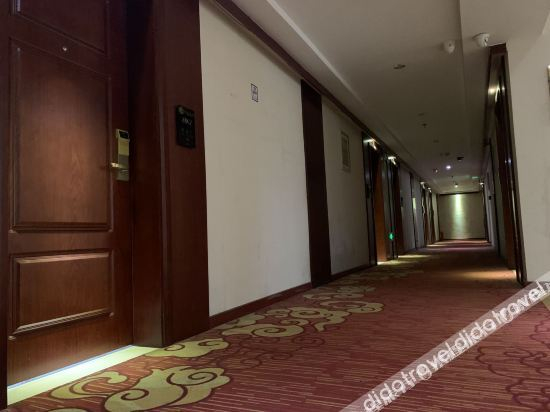 Others 3, Carnival Hotel, Shangrao