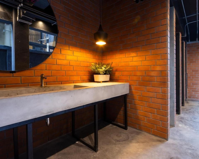 Bathroom 4, BED STATION HOSTEL KHAOSAN, Phra Nakhon