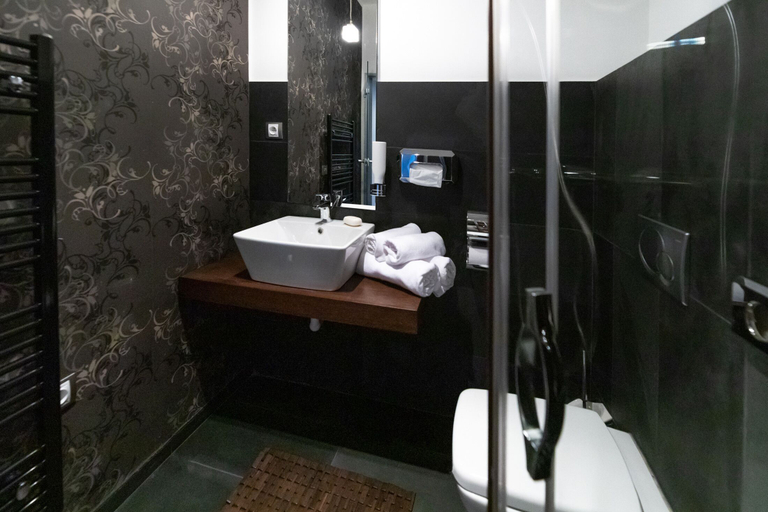 Bathroom 4, Aréna Hotel Šamorín, Dunajská Streda