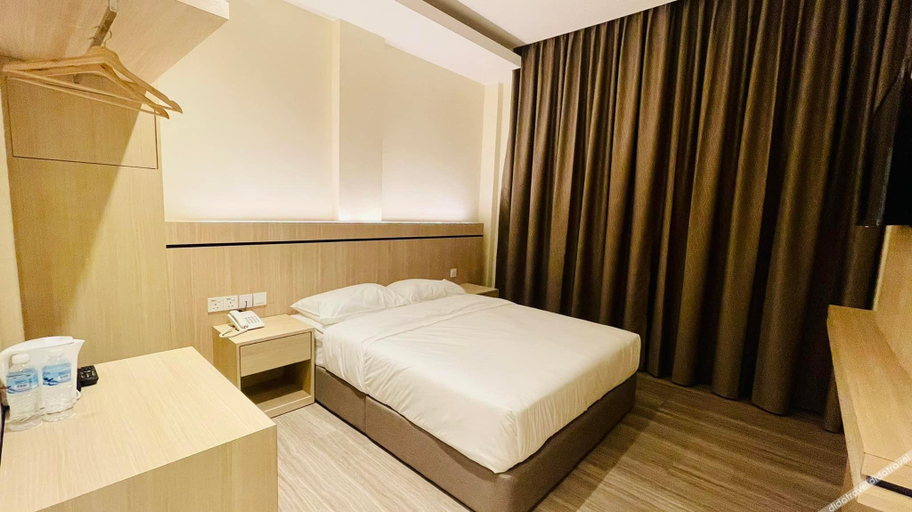 Bedroom 5, HI-INN RIVERSIDE (JW HOTEL), Sibu