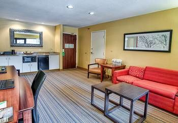 Others 2, Courtyard by Marriott Fargo Moorhead, MN, Clay