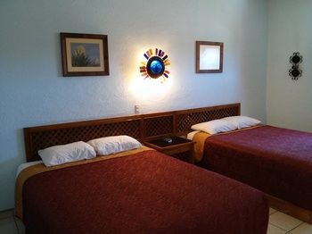 Others 3, Hotel Mision Catavina, Ensenada