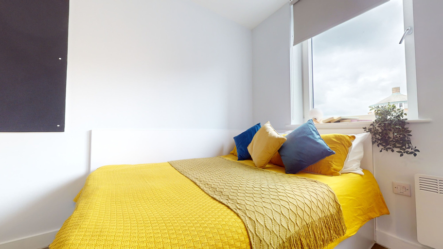 Room, Newland House, Nottingham