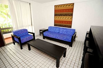Others 3, Hotel Villas Paraíso, José Azueta