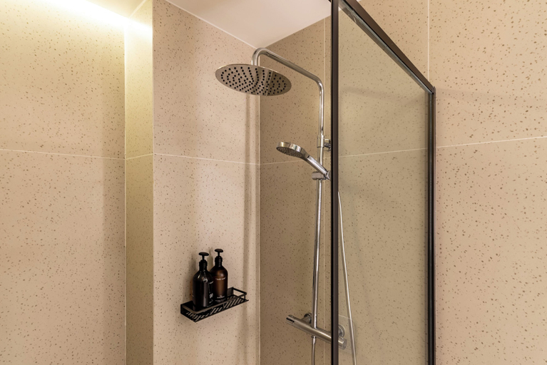 Bathroom 2, Sunshine by Villacarte, Phuket Island