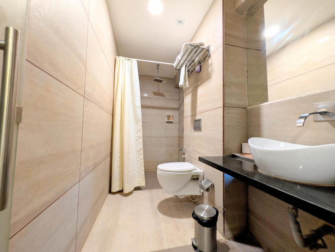 Bathroom 4, Solaris Hotel and Club, Indore