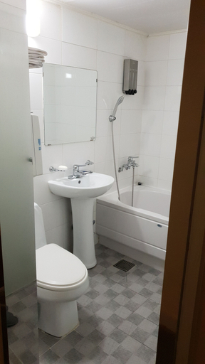 Bathroom 4, 71 Street Motel, Suwon