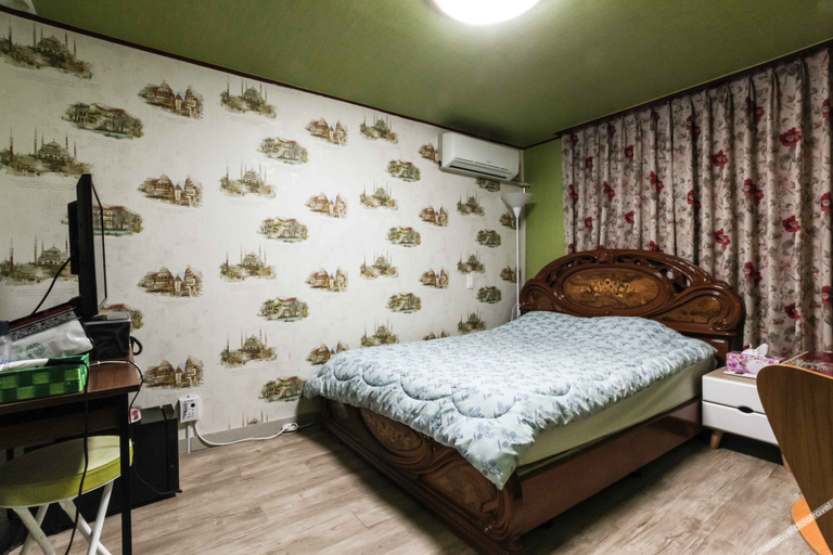 Bedroom 5, Jeju Donggung Motel, Jeju