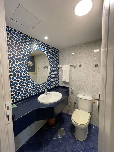Bathroom 5, MOUNT SINA HOTEL BY AURA, Dubai