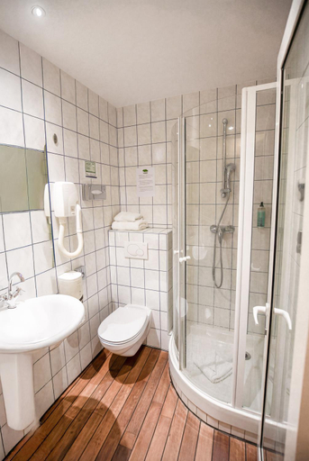Bathroom 4, Pax Opera Hotel, Paris