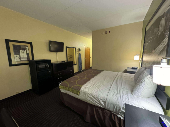 Bedroom 3, Quality Inn Chattanooga Hamilton Place, Hamilton