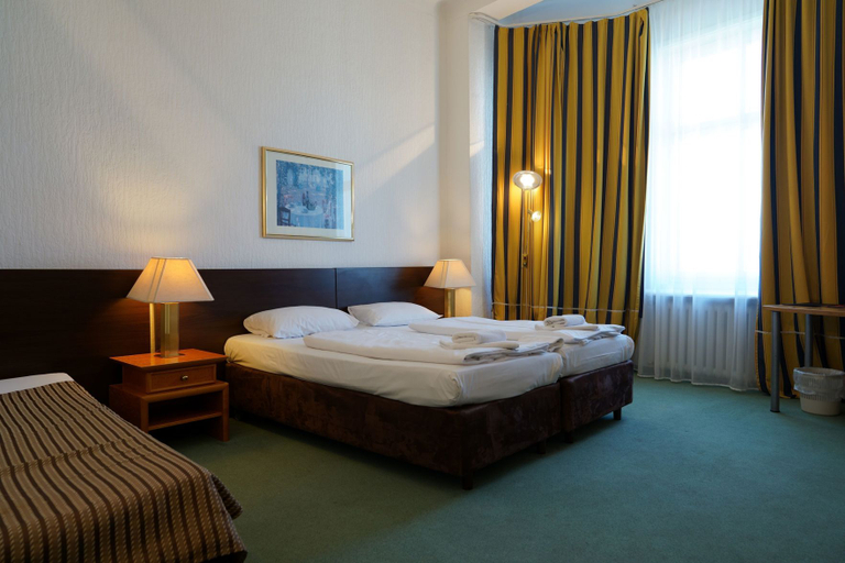 Bedroom 3, Hotel Ambert, Berlin