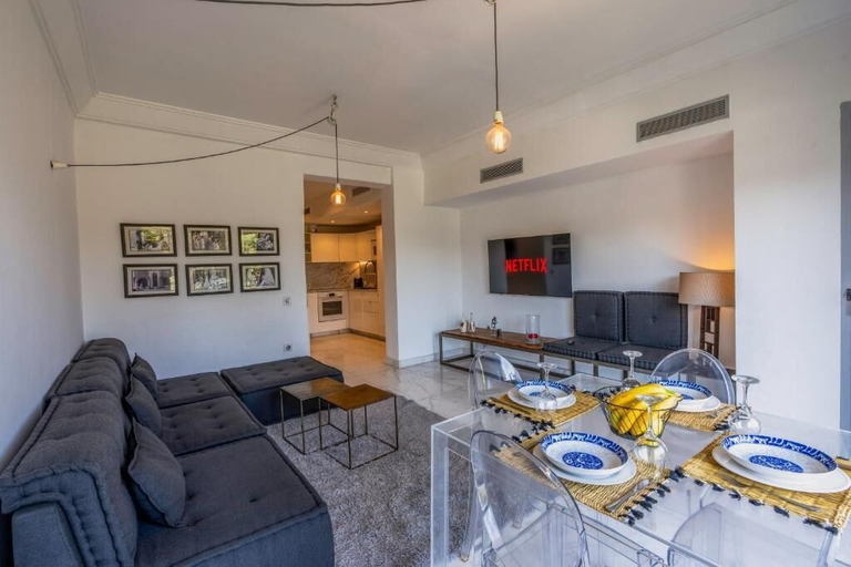 Living area 3, Hivernage Luxury 2BR  Parking, Marrakech