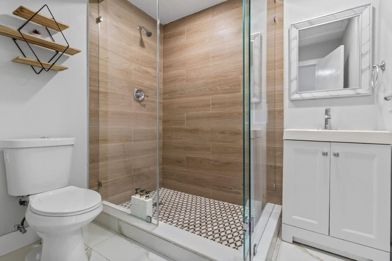 Bathroom 5, Heated Pool Villa in Miami by Glam Homes, Miami-Dade