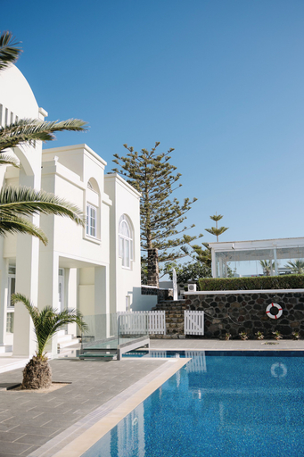 Pool 2, Santorini Gem, South Aegean