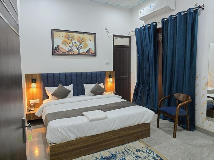 Room 2, Hotel the sky blue & Caffe, Faizabad