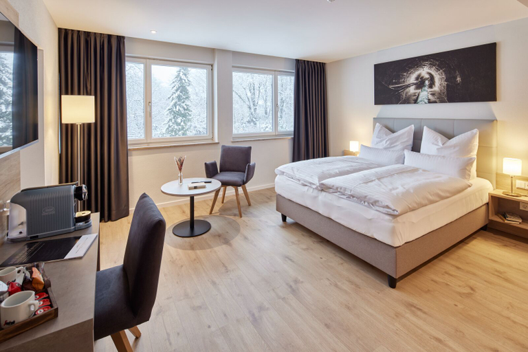 Bedroom 4, Boardinghouse Das RUNDUM, Berchtesgadener Land