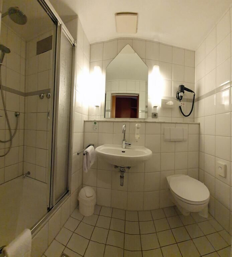 Bathroom 3, Hotel & Restaurant Merfelder Hof, Coesfeld