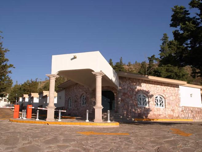 Exterior & Views 5, Hotel Baruk Teleferico Centro Historico, Vetagrande
