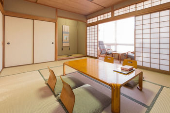 Others 3, Ryokufuso, Kyoto