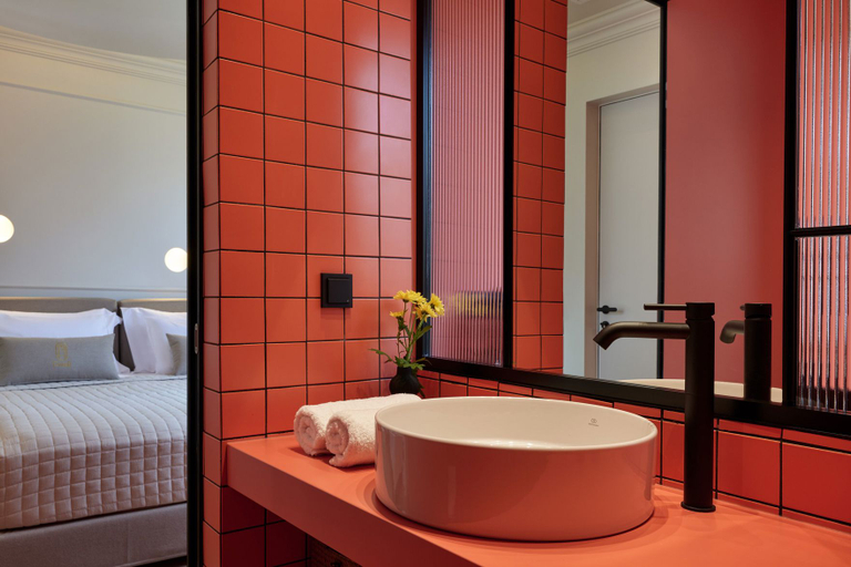 Others 3, Dwell - Elegant City Stay, Attica