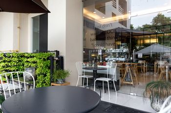Food & Drinks 3, At115 by Rompo Mansion, Khlong Toey