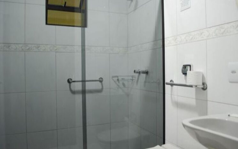 Bathroom 5, Hotel Bela Vista, Colombo