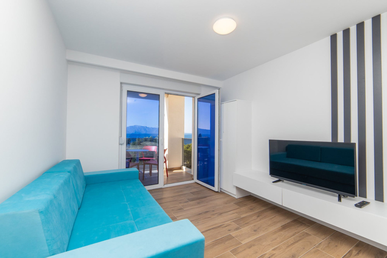 Room 5, Altiora Prestige Residence 203, Gradac