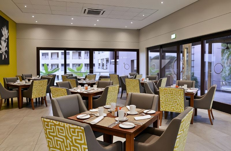 Food & Drinks 4, Cresta Maun Hotel, Ngamiland East