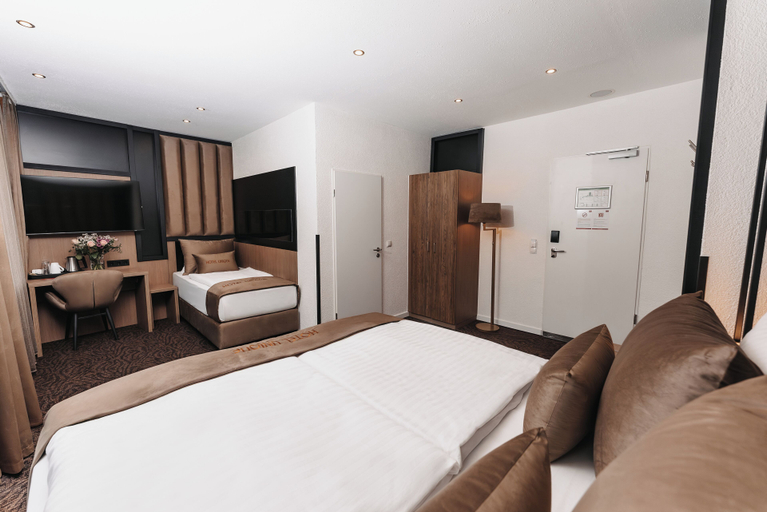 Bedroom 4, Hotel Majestic Dortmund Central, Dortmund