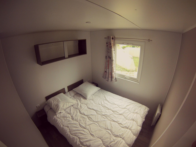 Room 2, Village vacances Cévéo de Gruissan, Aude