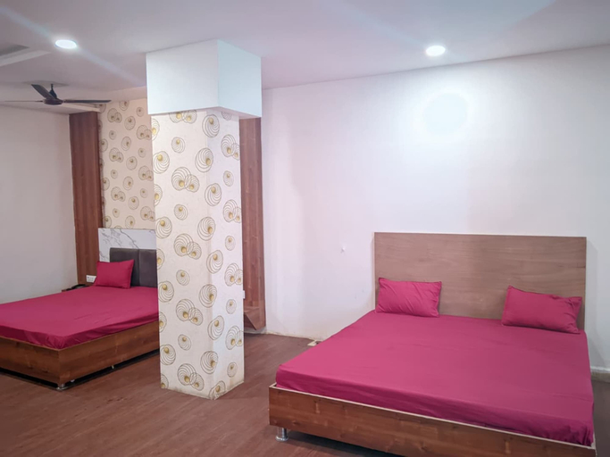 Room 5, Hotel Aadhyav Palace, Ujjain